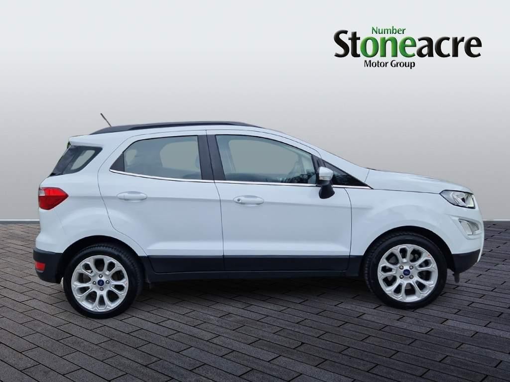 Ford EcoSport Image 2