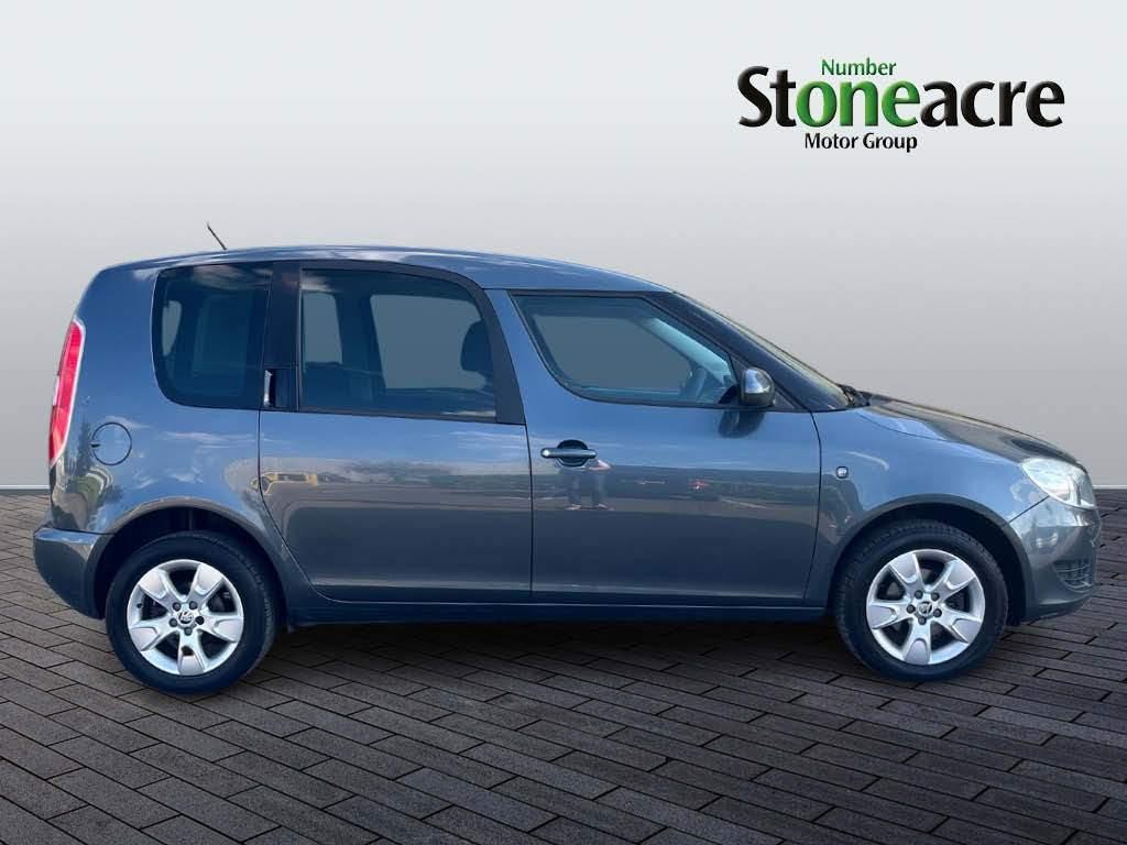 Skoda Roomster Image 2