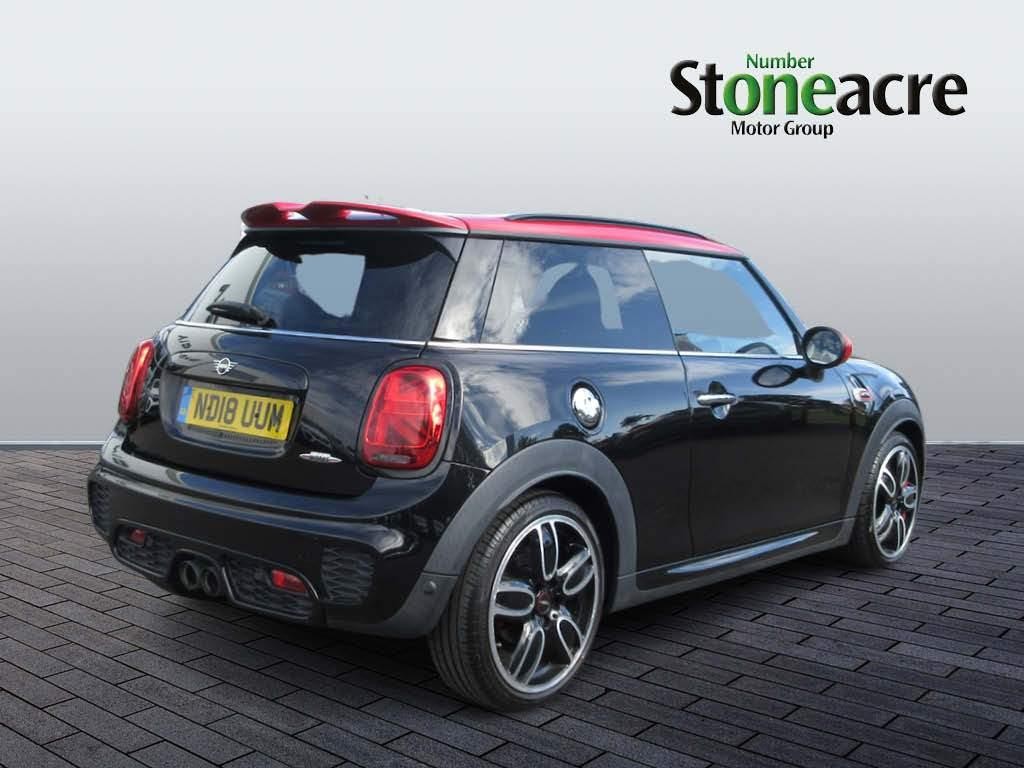 MINI Hatch Image 3