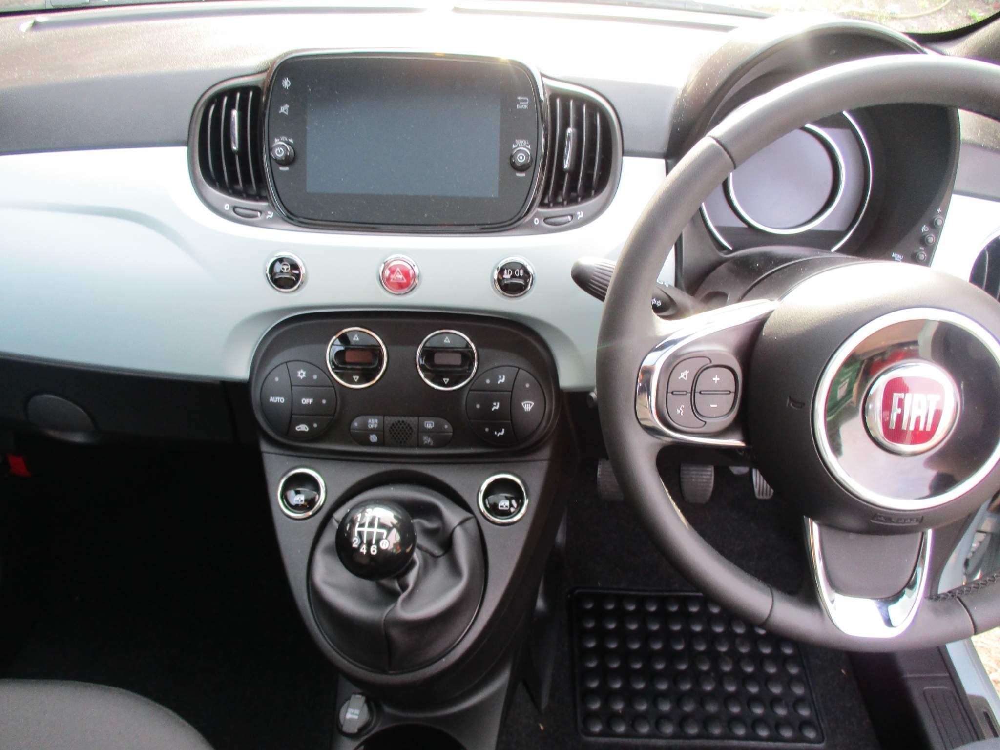 Fiat 500 Hybrid Image 16