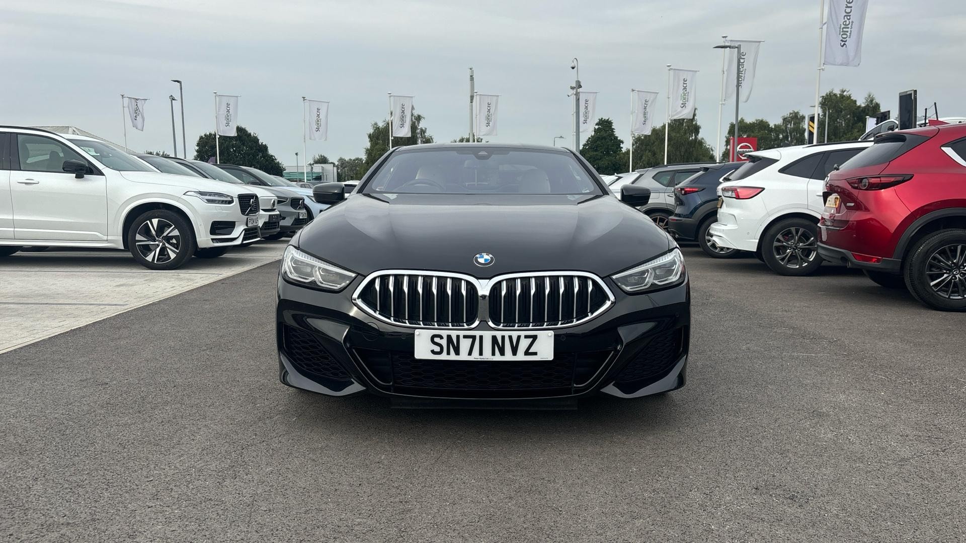 BMW 8 Series Image 12