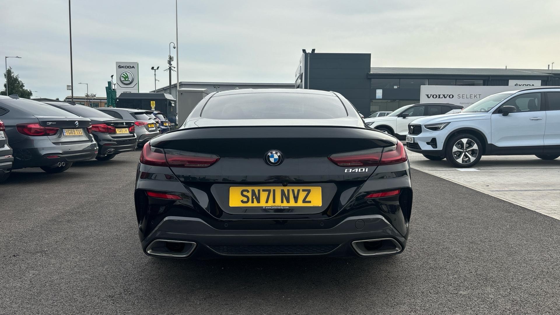 BMW 8 Series Image 13