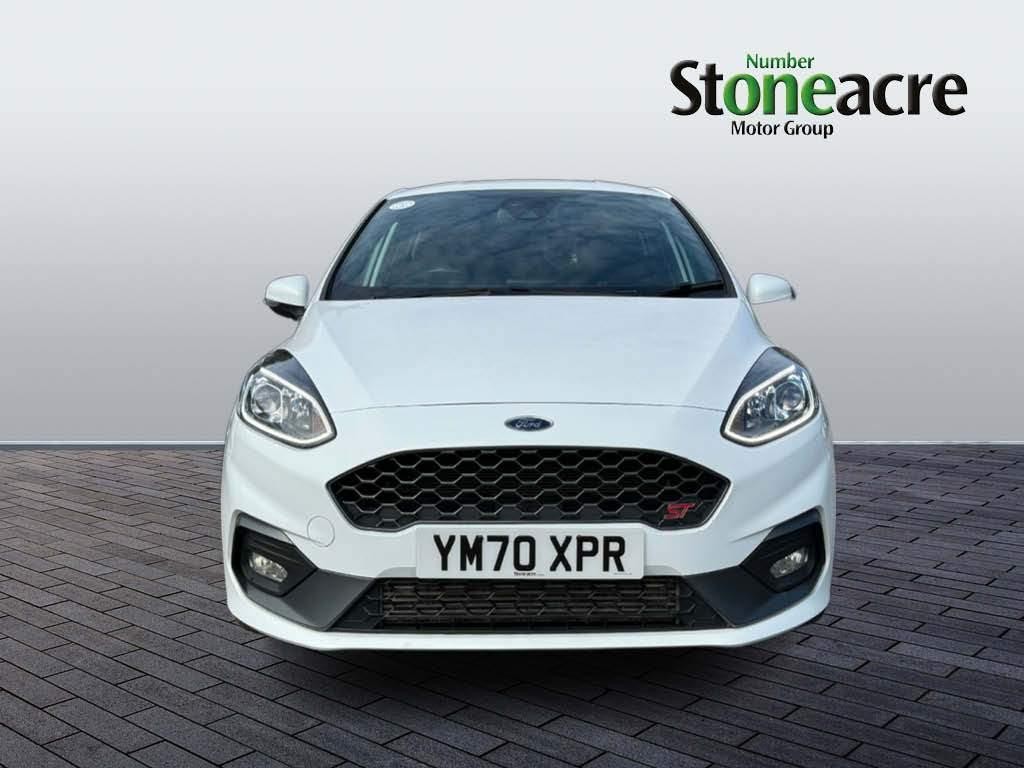 Ford Fiesta Image 8