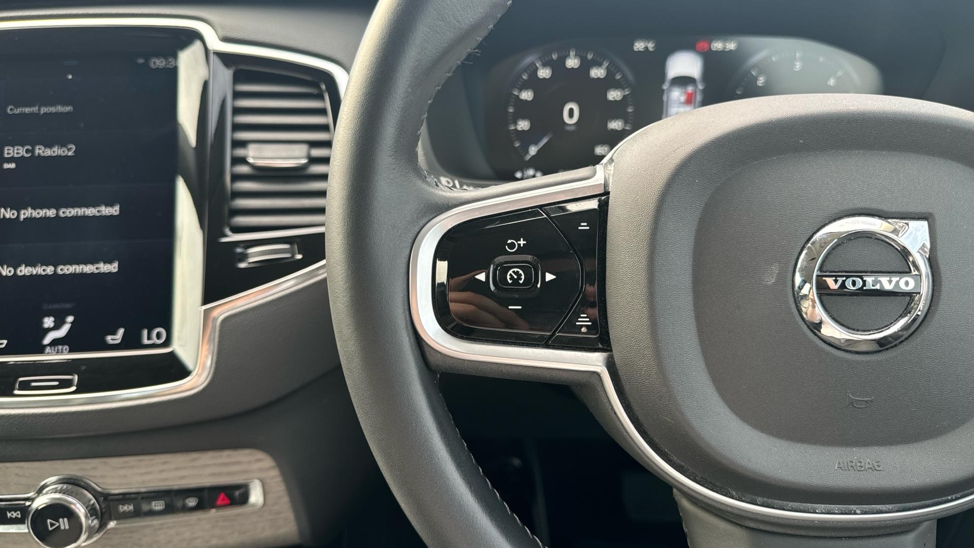 Volvo XC90 Image 18