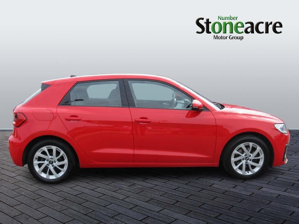 Audi A1 Image 2