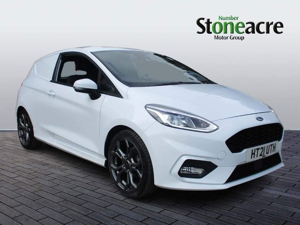 Ford Fiesta Van Image 1