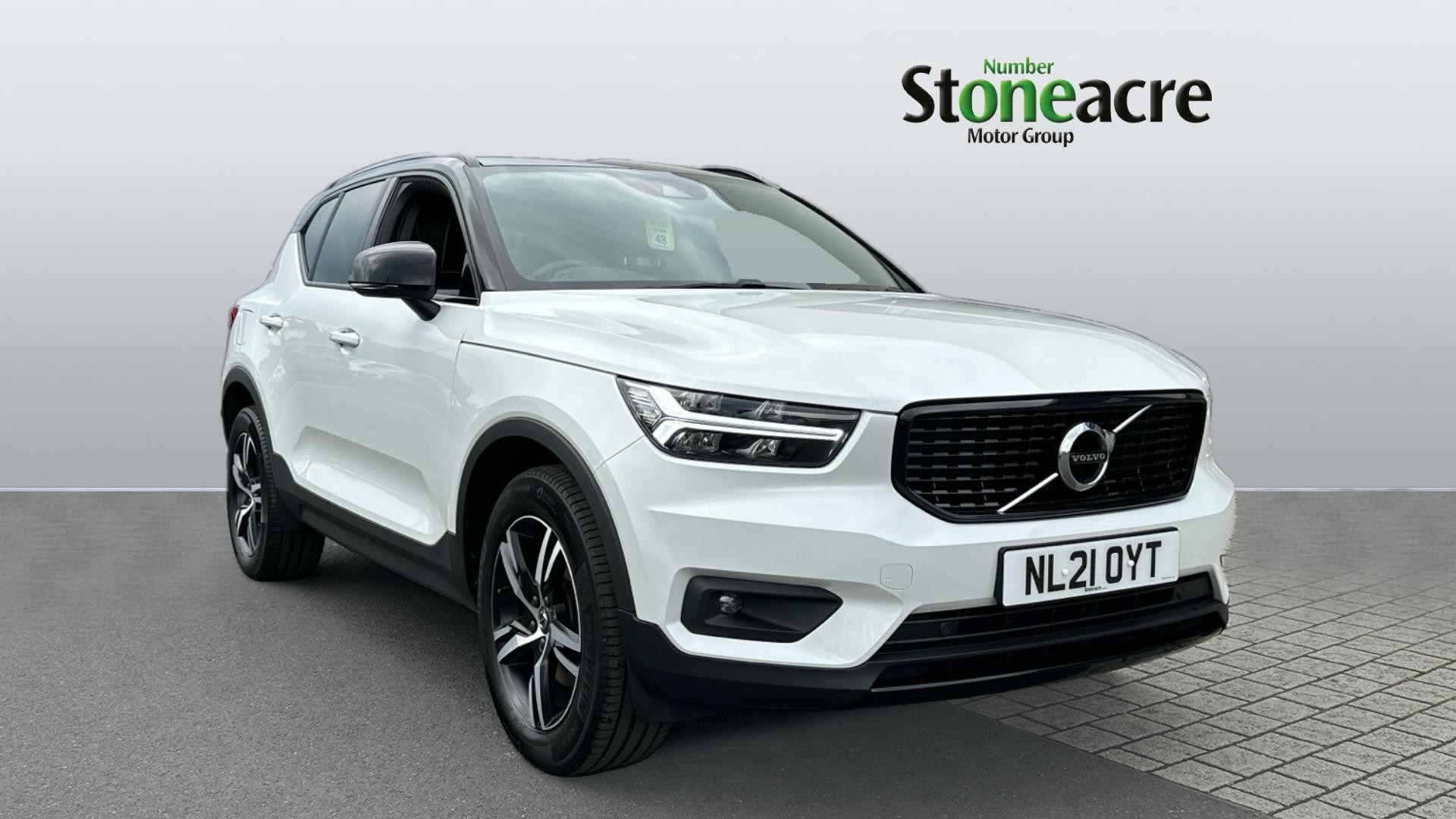 Volvo XC40 Image 1