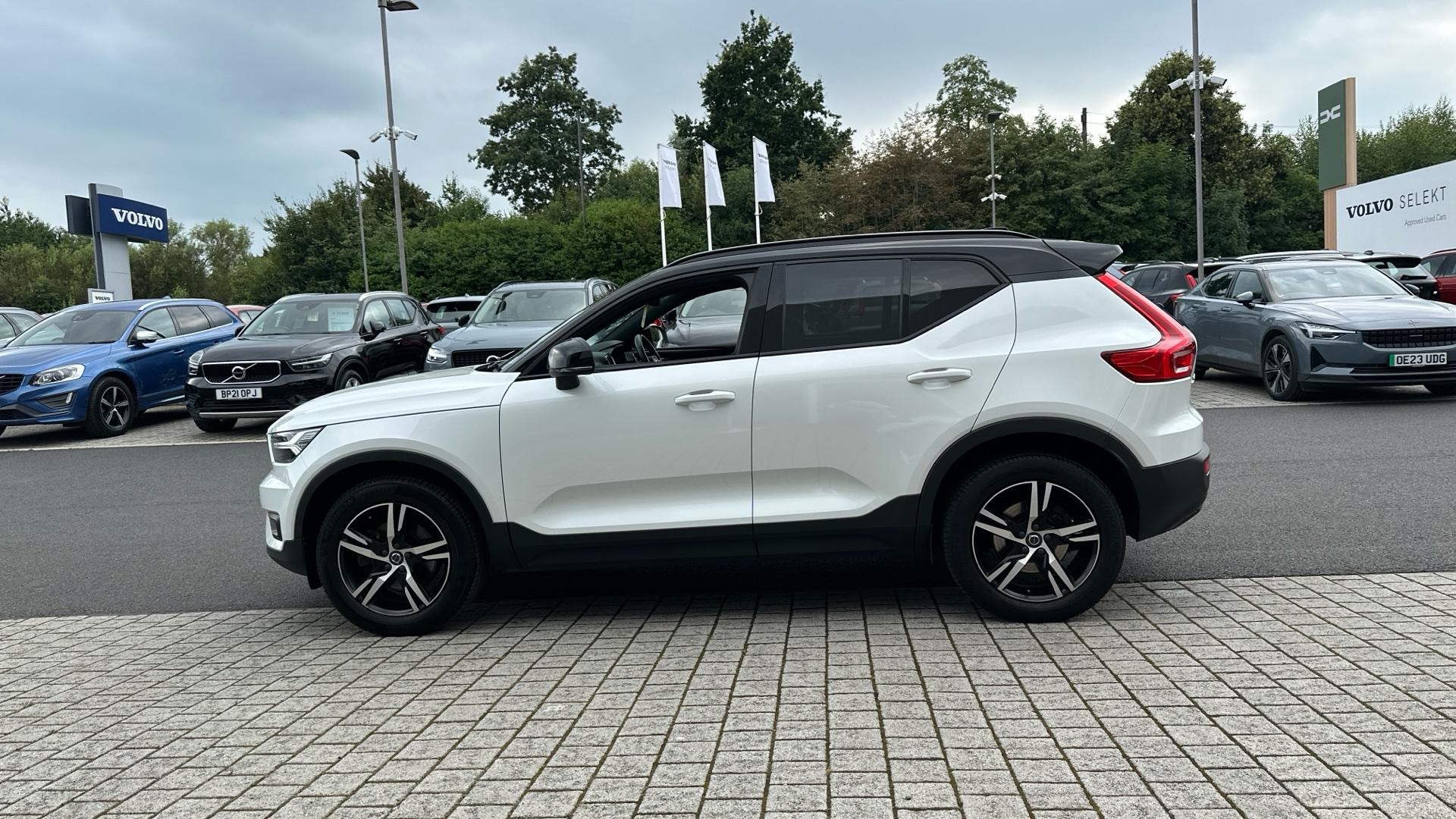 Volvo XC40 Image 8