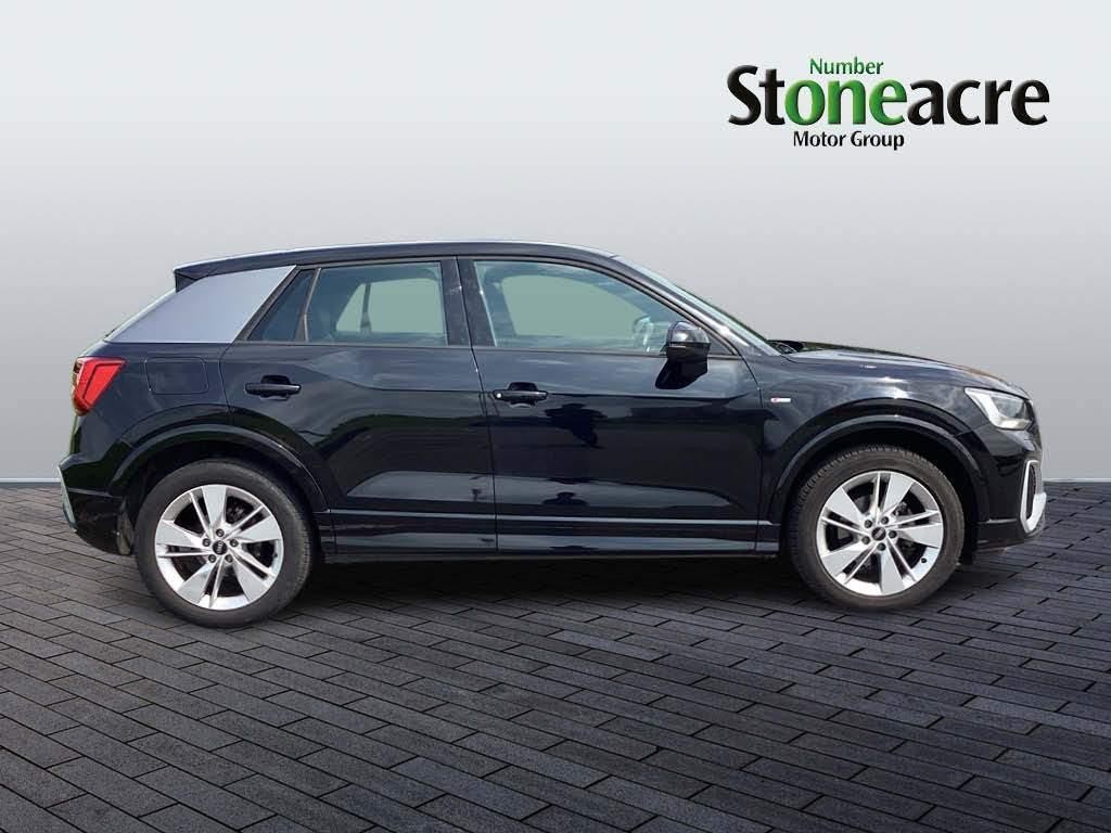 Audi Q2 Image 2