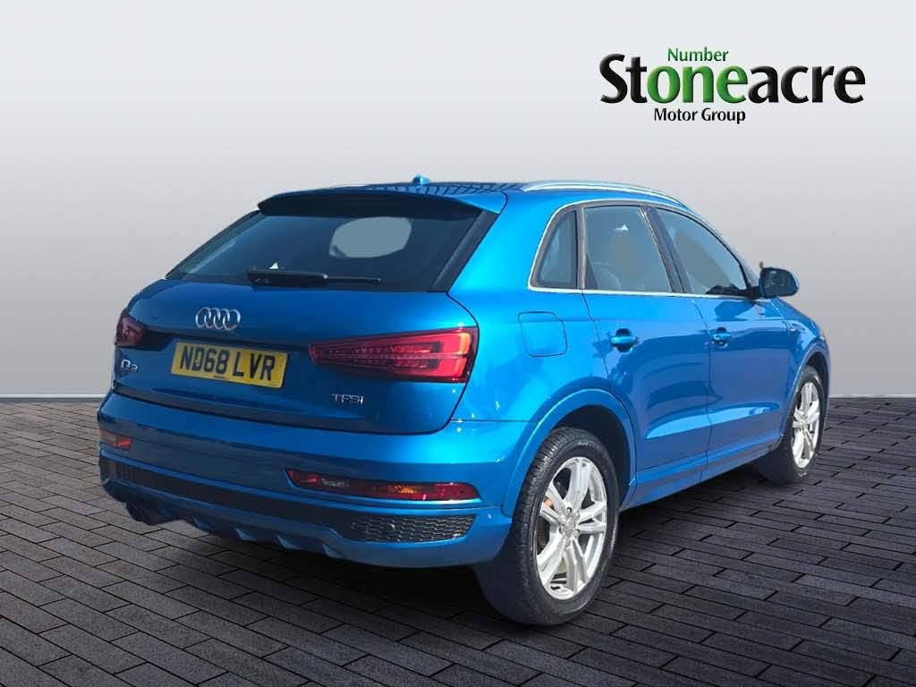 Audi Q3 Image 3