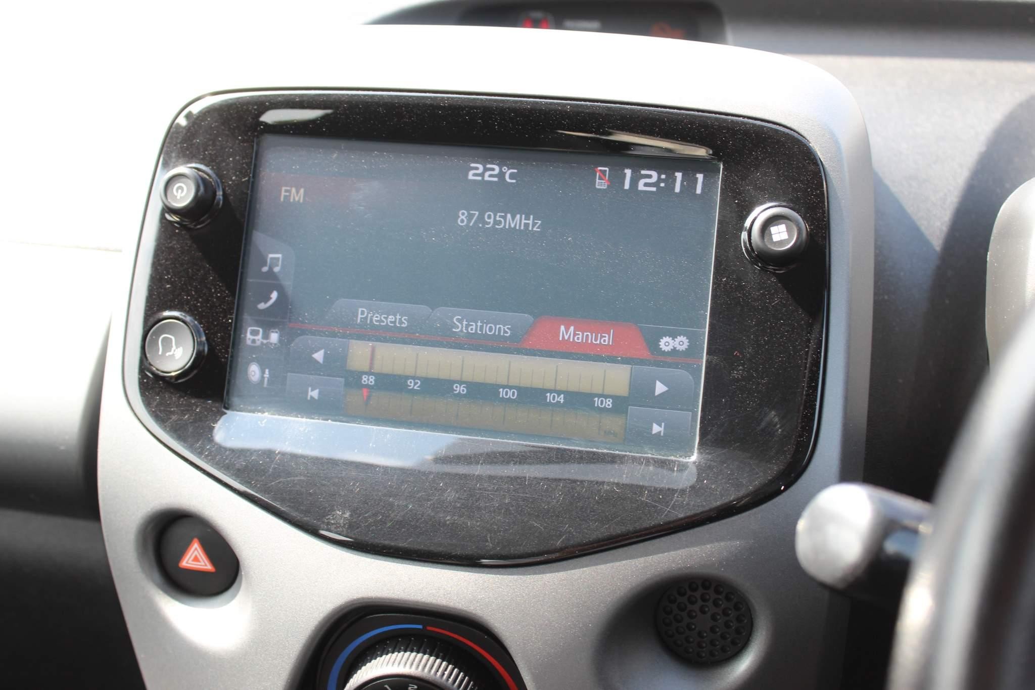 Toyota Aygo Image 16