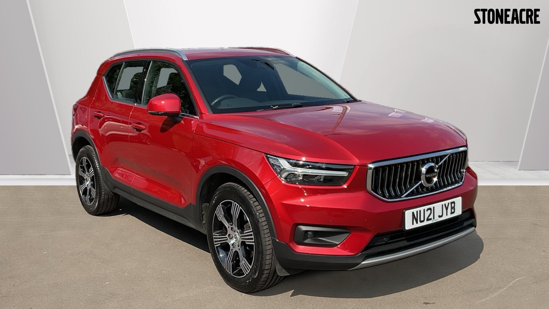 Volvo XC40 Image 1