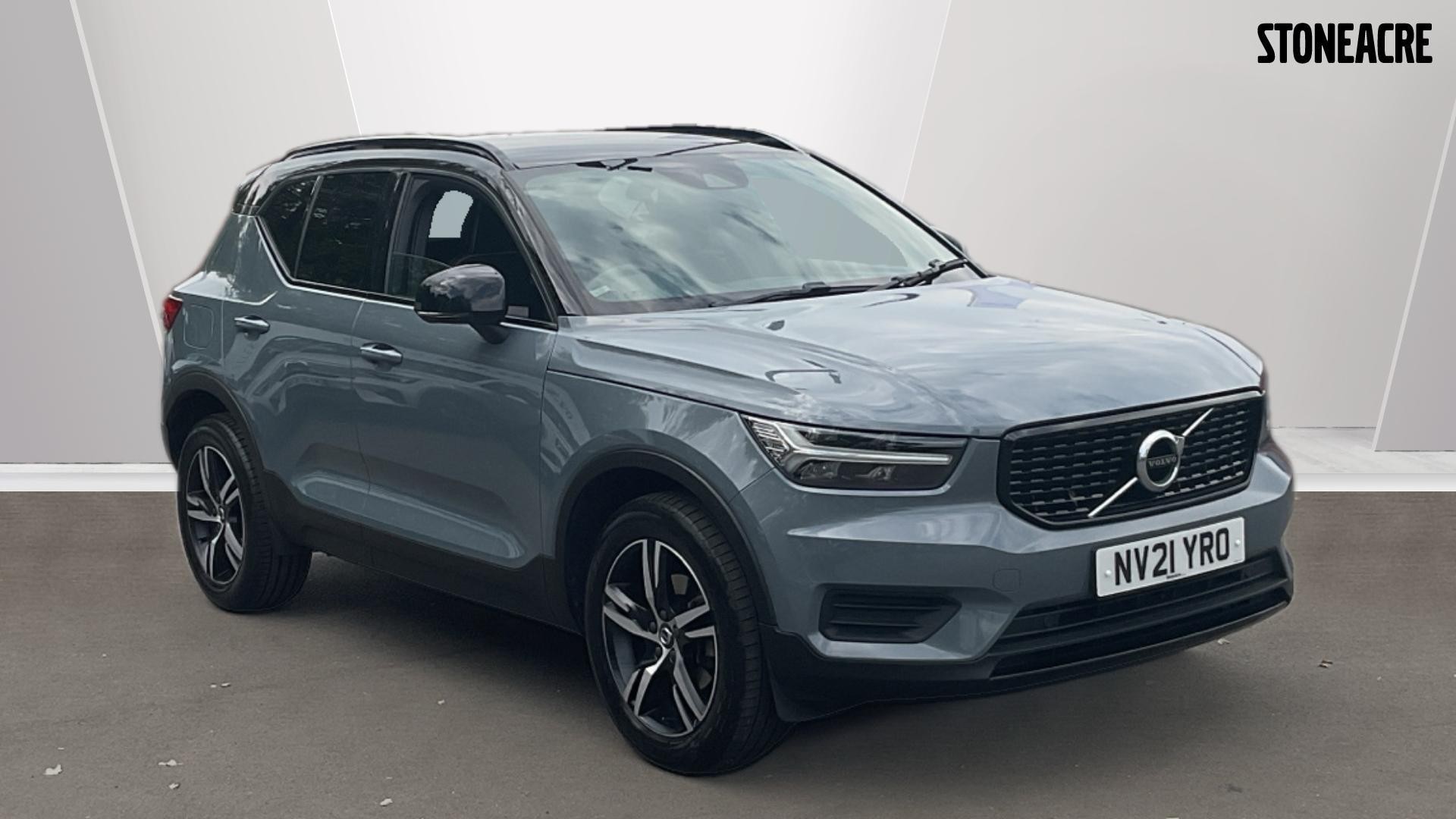 Volvo XC40 Image 1