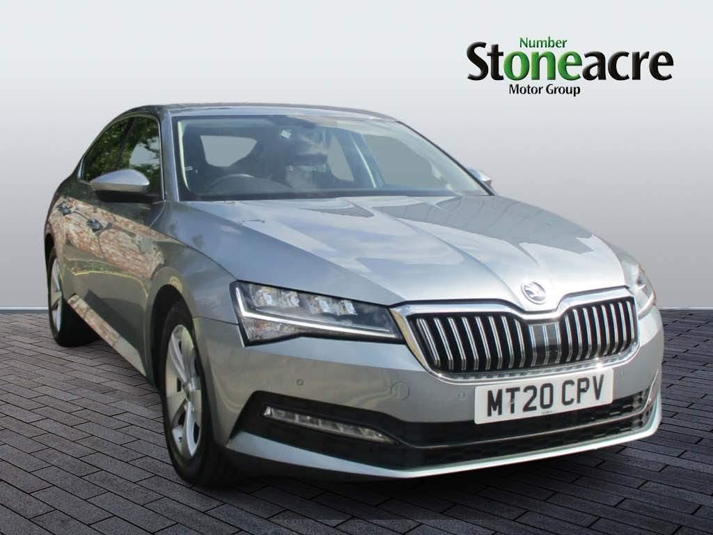 Skoda Superb Image 1