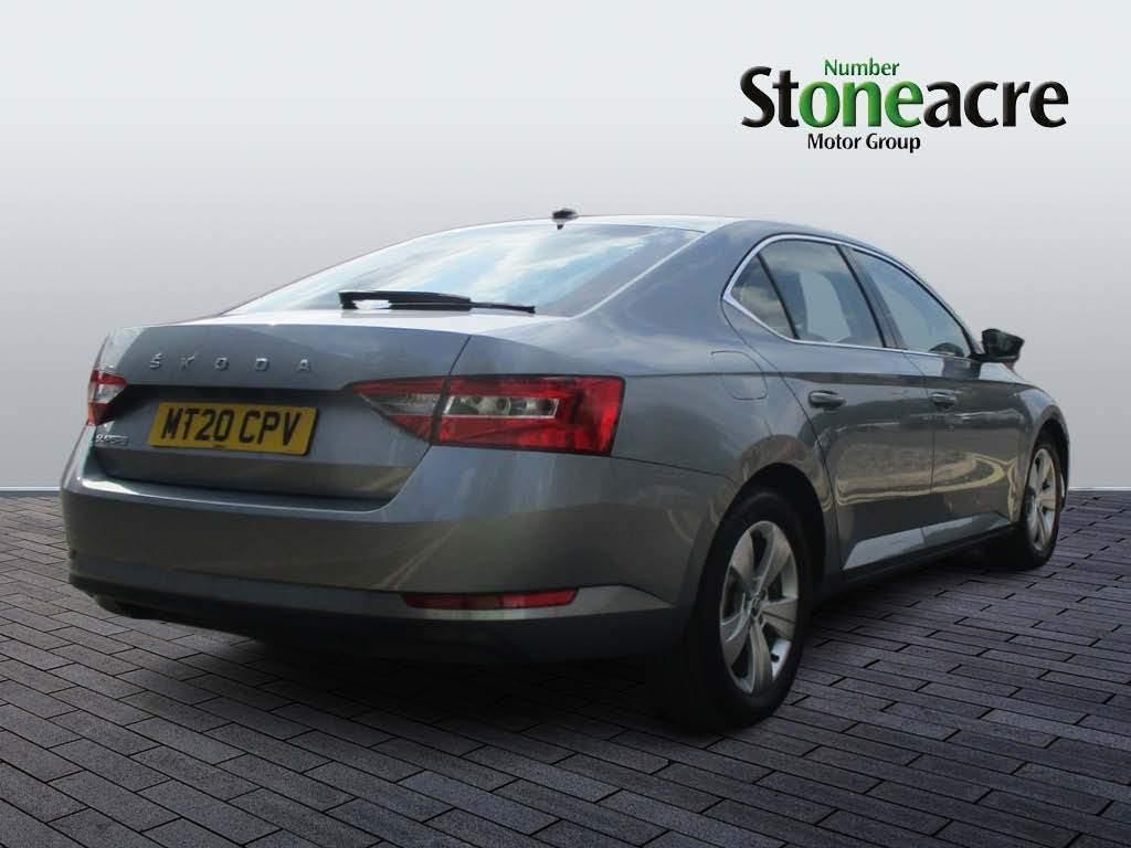 Skoda Superb Image 3