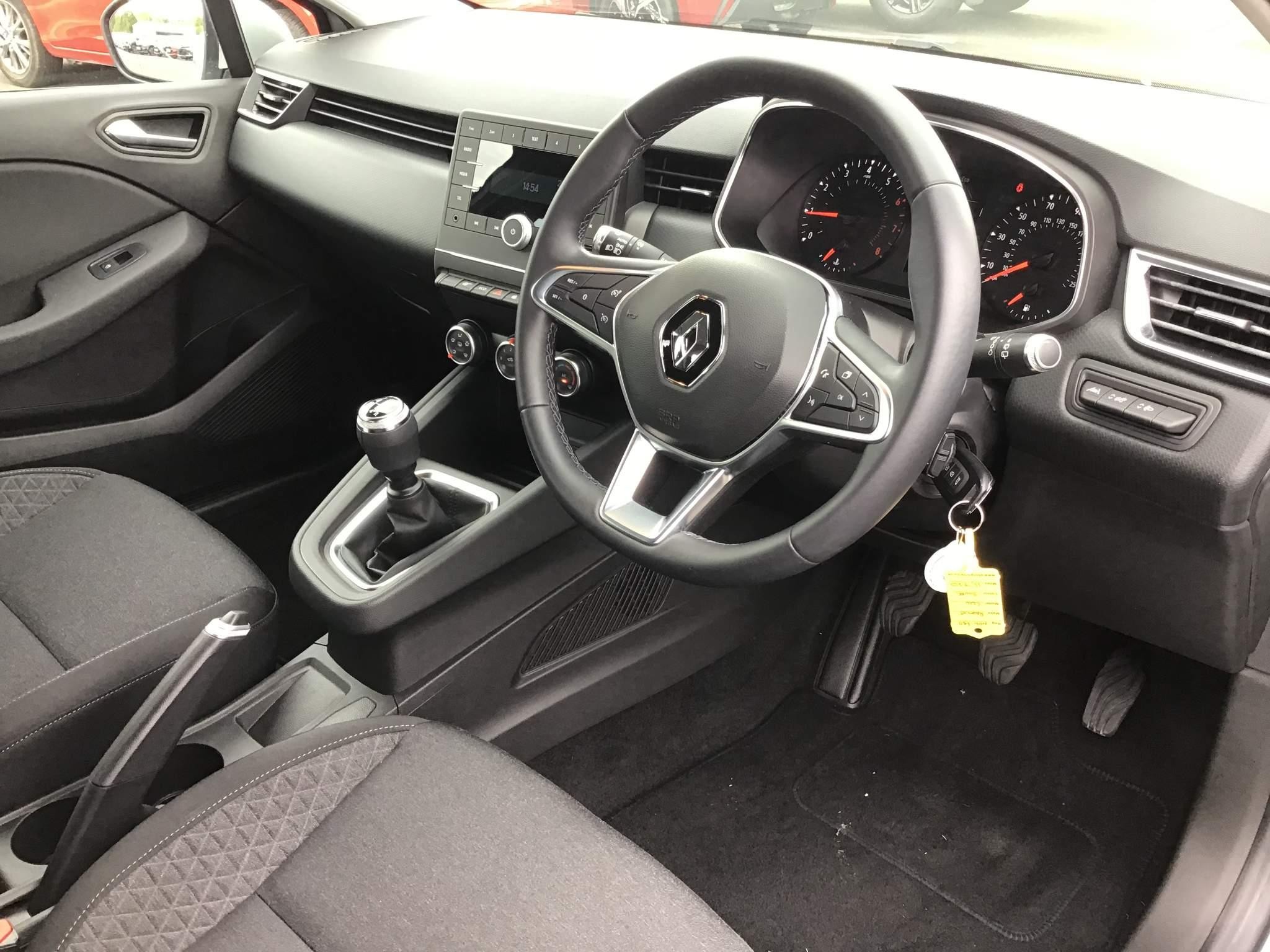 Renault Clio Image 13