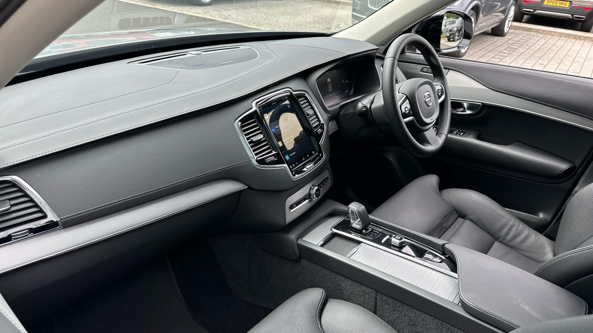 Volvo XC90 Image 5