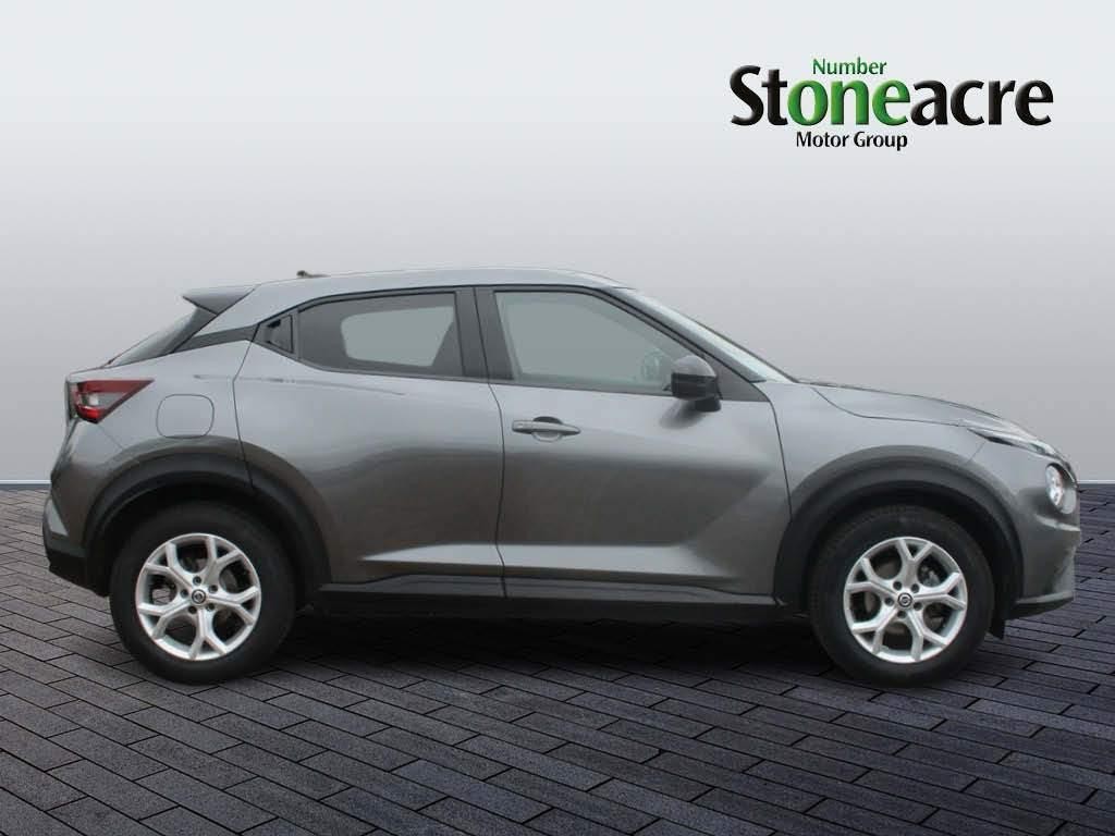 Nissan Juke Image 2