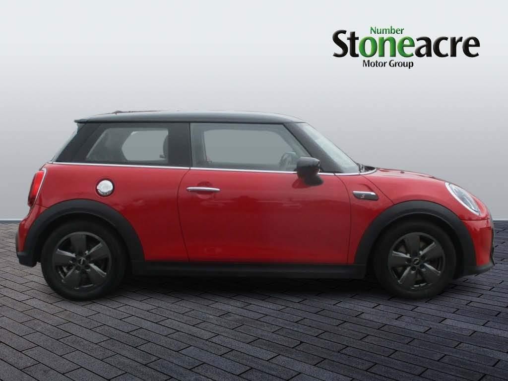 MINI Hatch Image 2