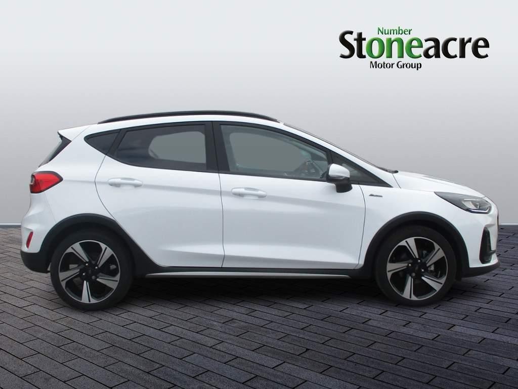 Ford Fiesta Image 2