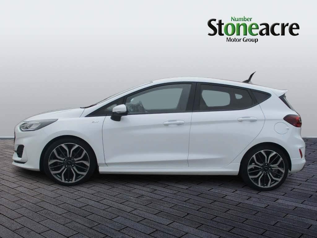 Ford Fiesta Image 6