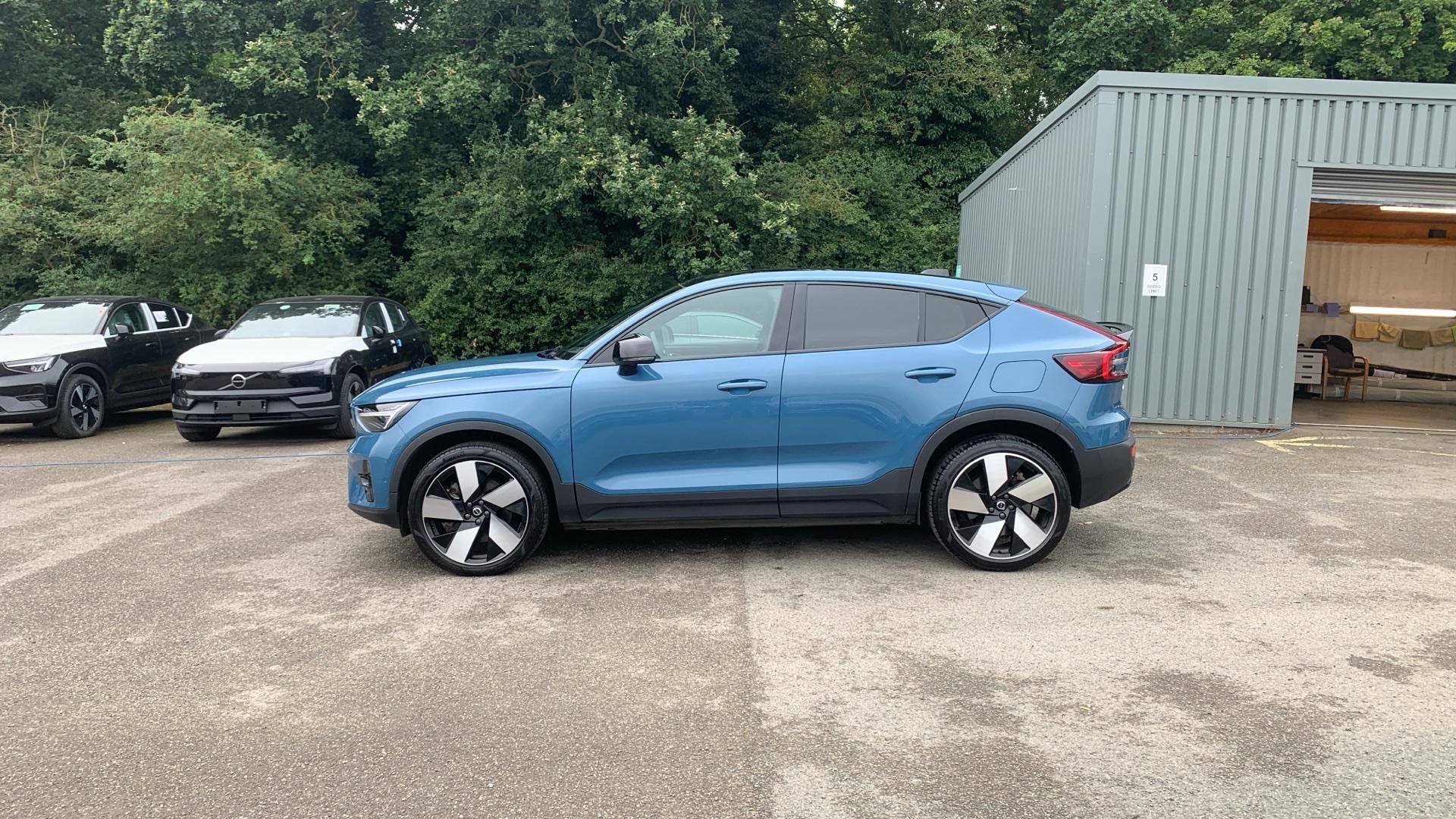 Volvo C40 Image 8