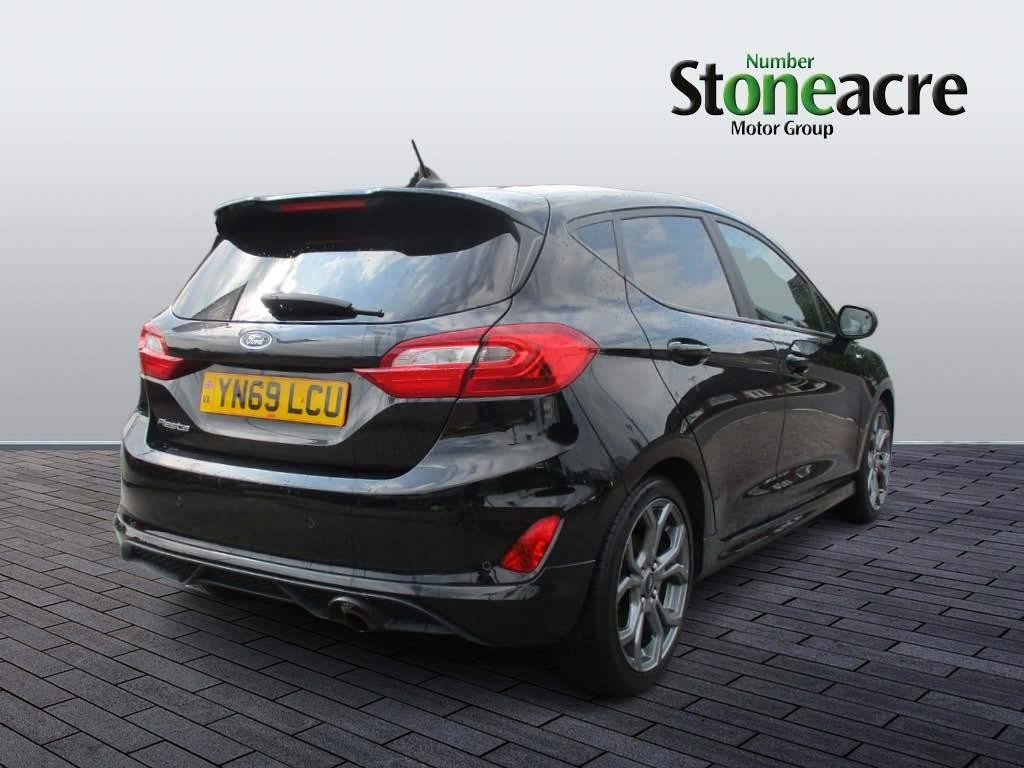 Ford Fiesta Image 3