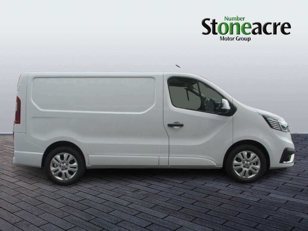 Renault Trafic Image 8