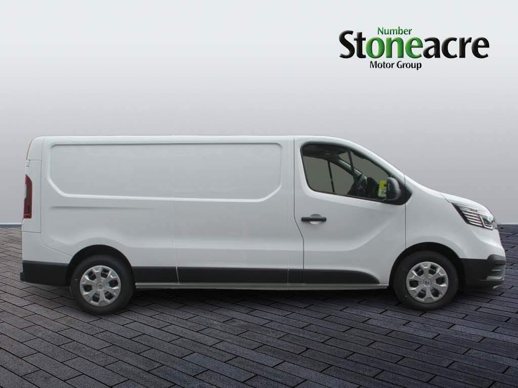 Renault Trafic Image 8