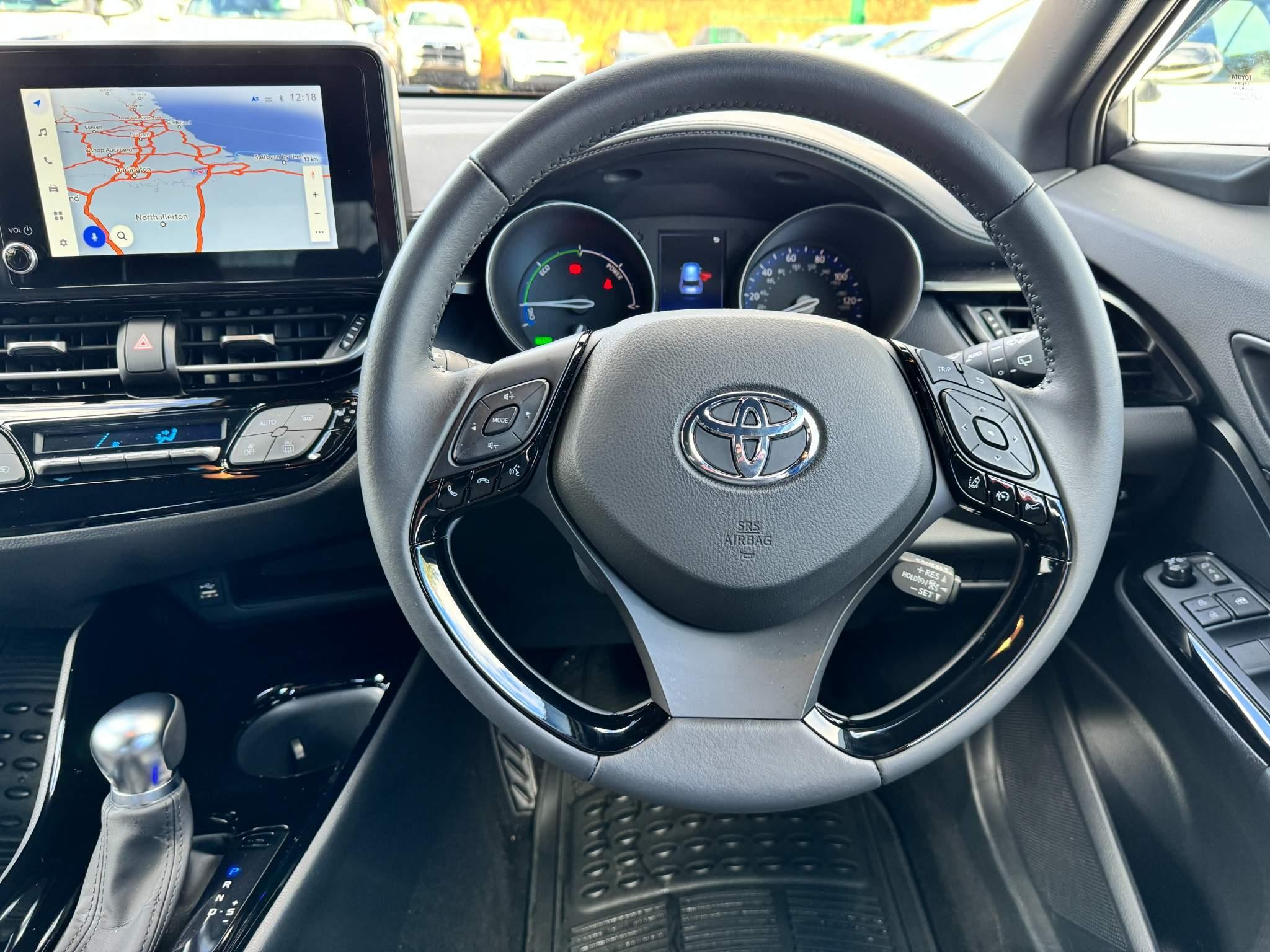 Toyota C-HR Image 17