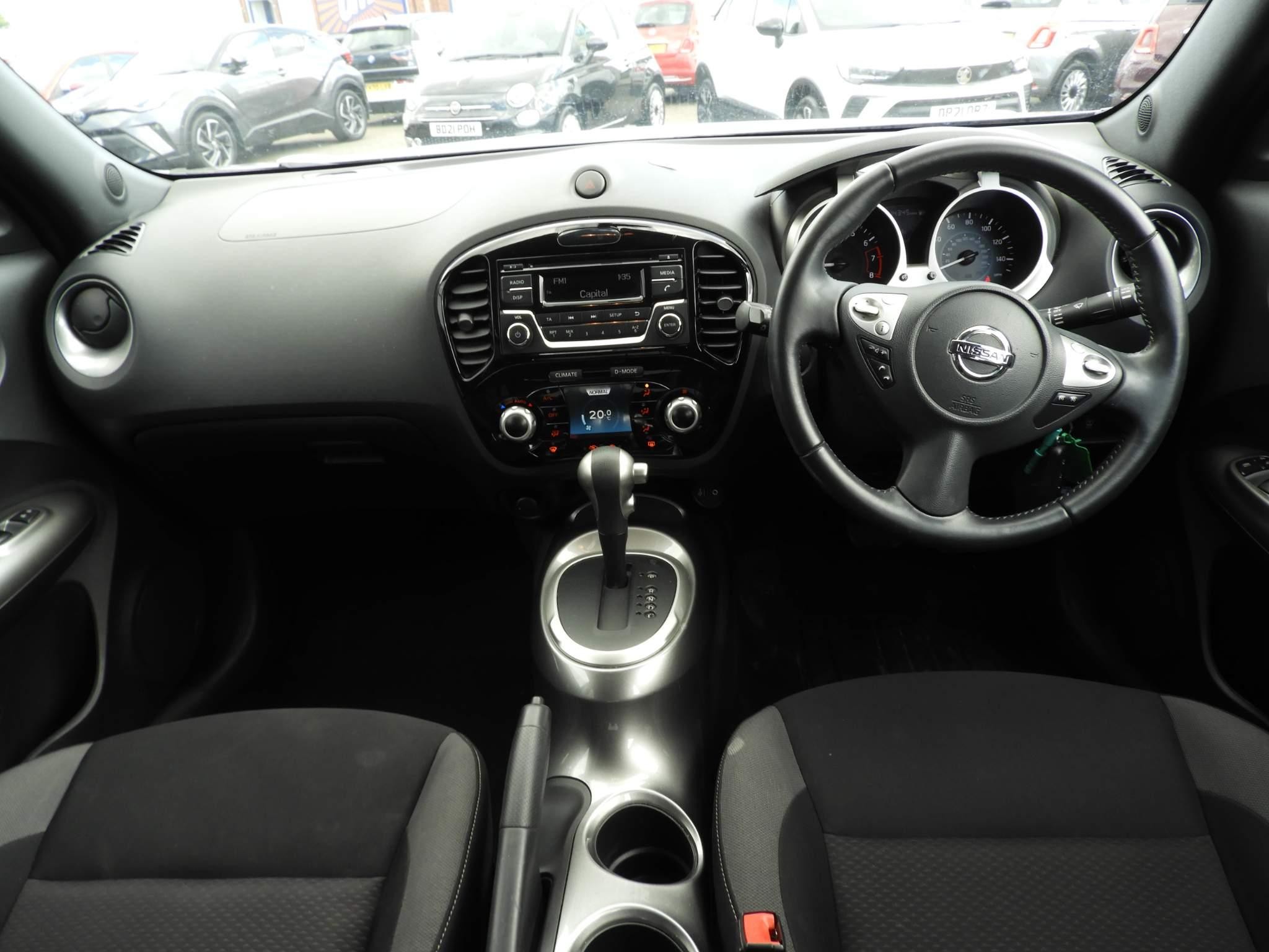 Nissan Juke Image 12