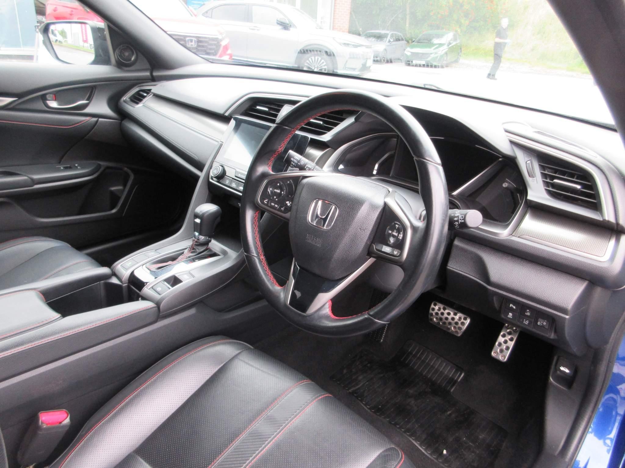 Honda Civic Image 2