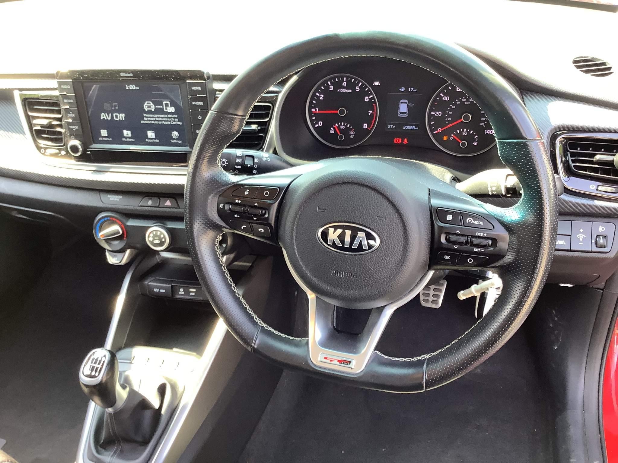 Kia Rio Image 15