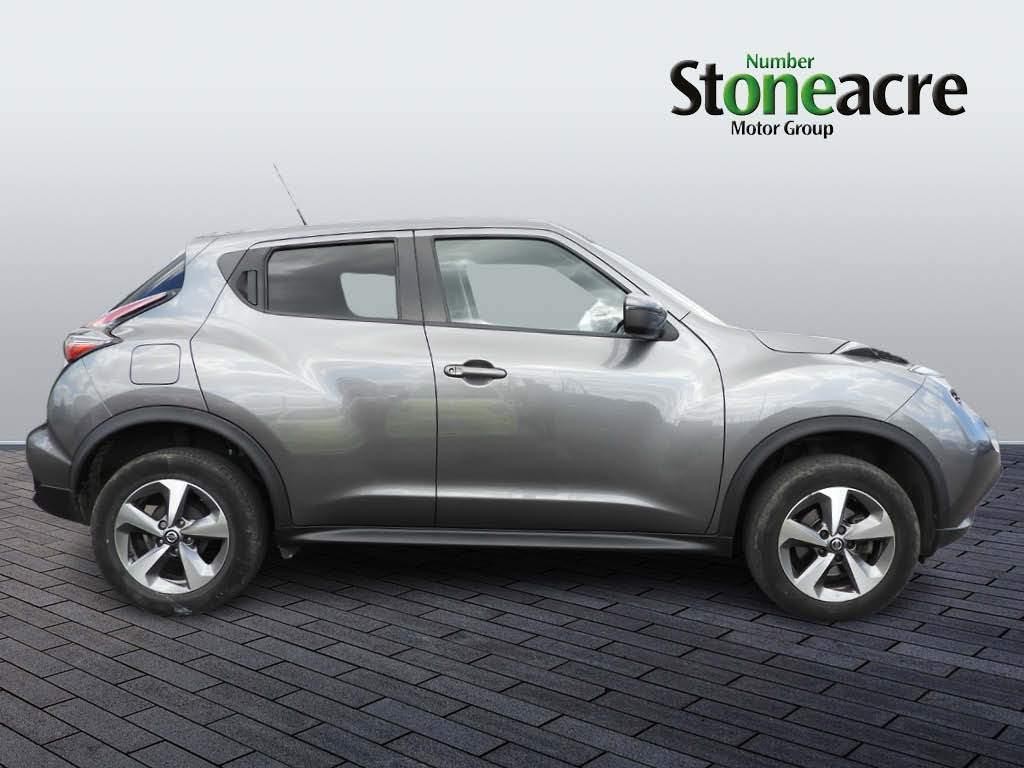 Nissan Juke Image 2