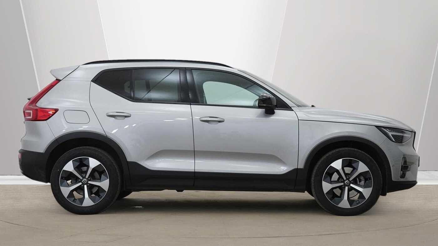 Volvo XC40 Image 2