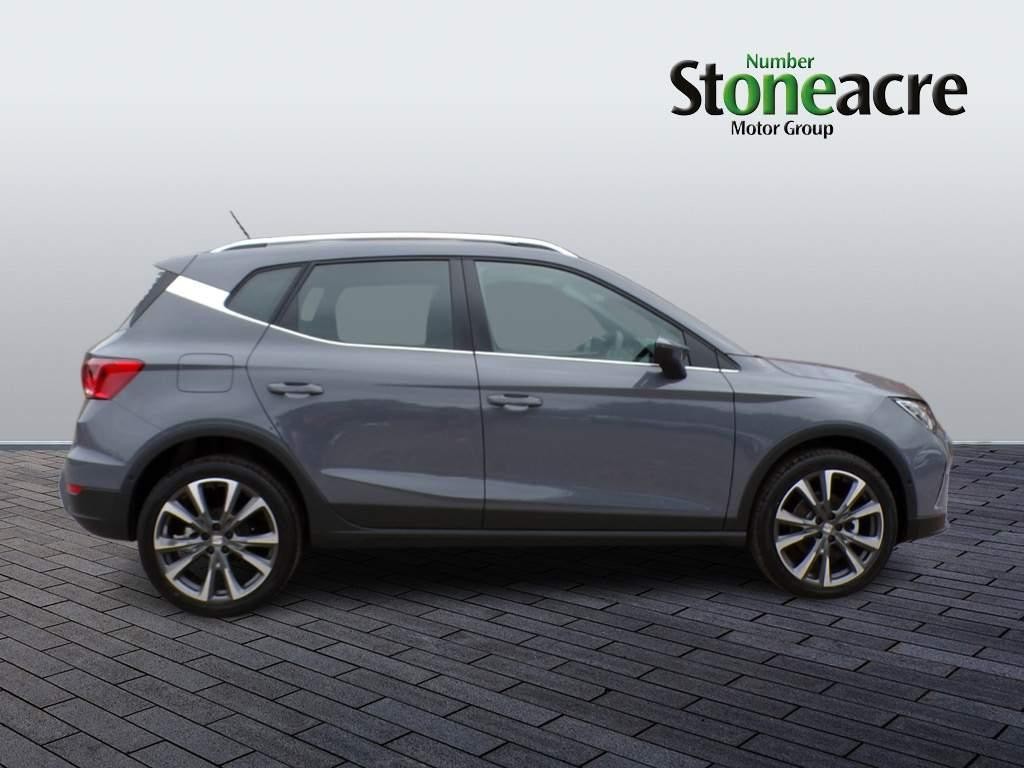 SEAT Arona Image 2