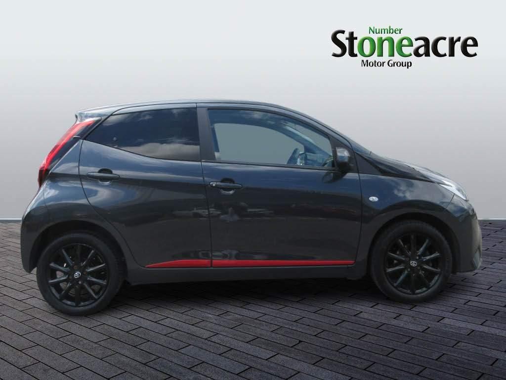 Toyota Aygo Image 2