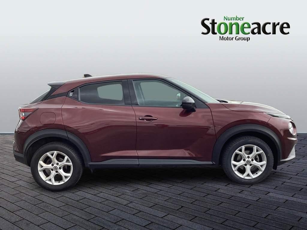 Nissan Juke Image 2