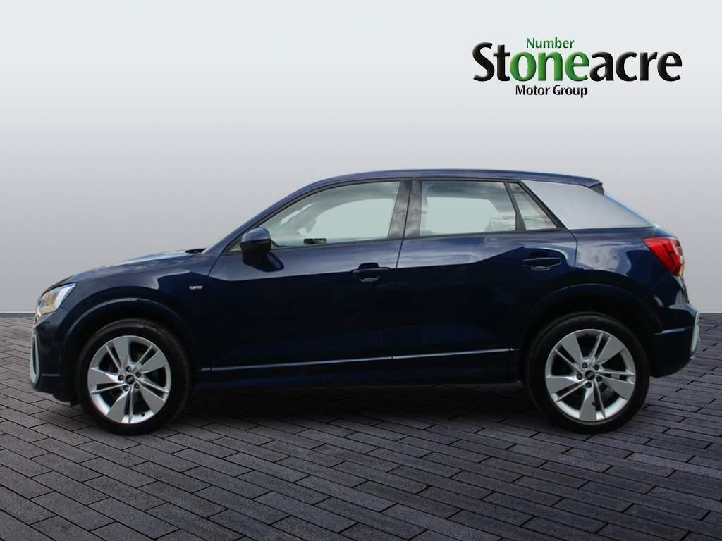 Audi Q2 Image 6