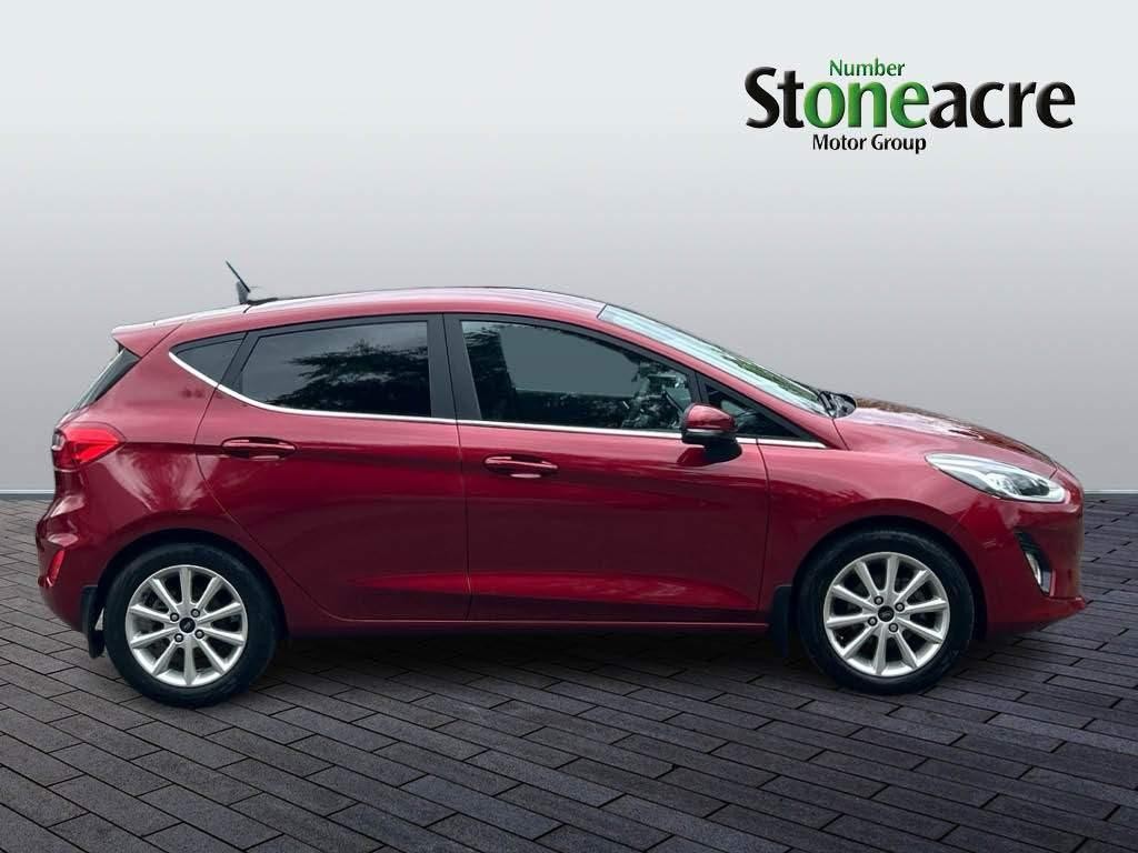 Ford Fiesta Image 2