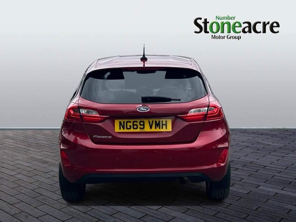 Ford Fiesta Image 4