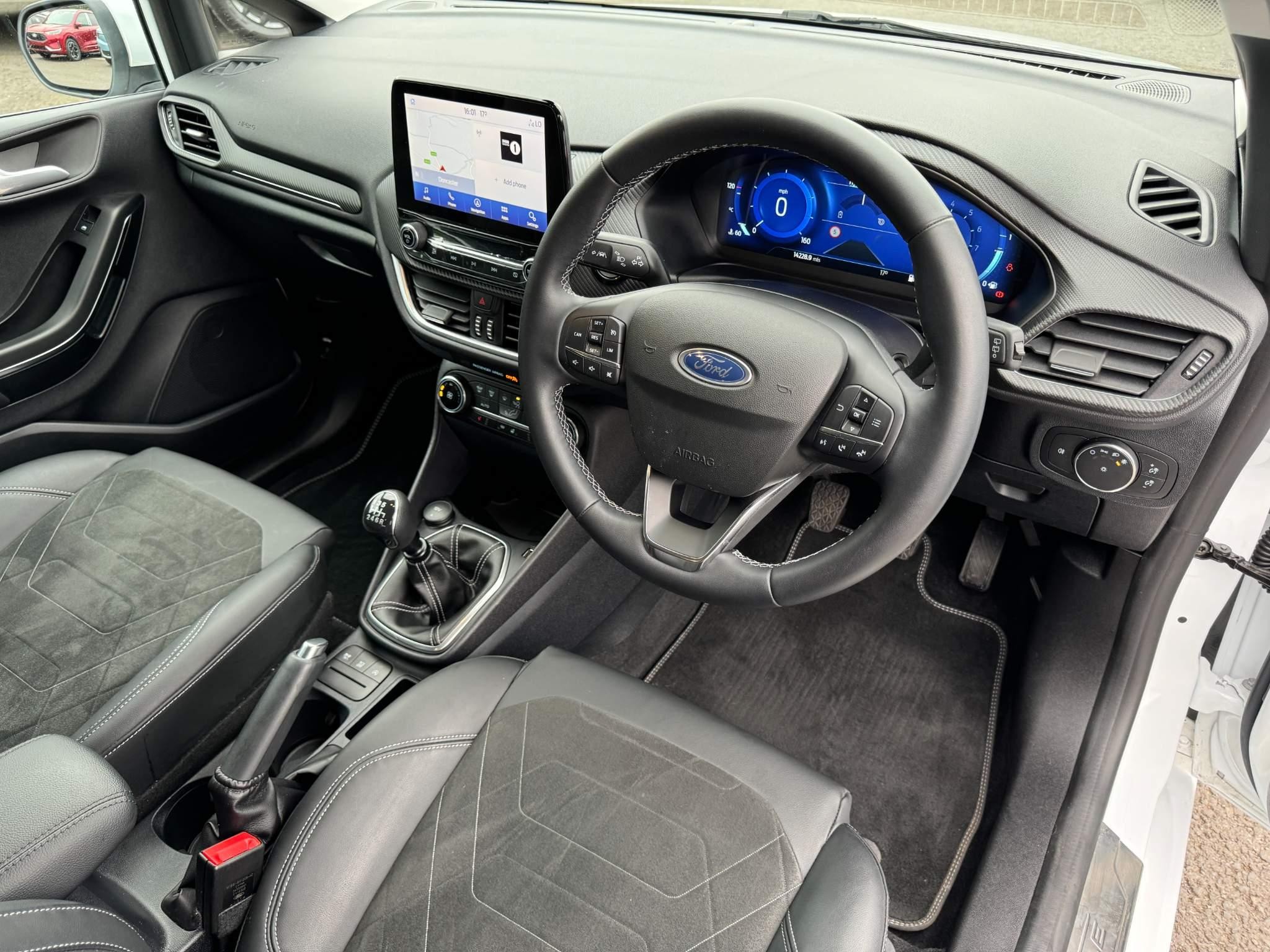 Ford Fiesta Image 18