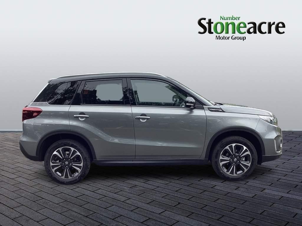 Suzuki Vitara Image 6