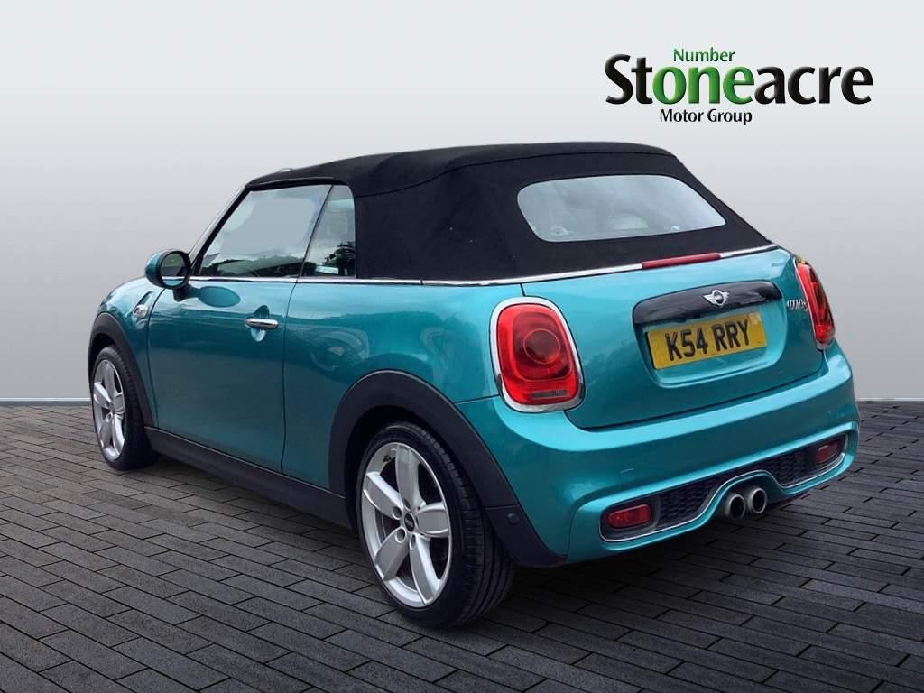 MINI Convertible Image 5