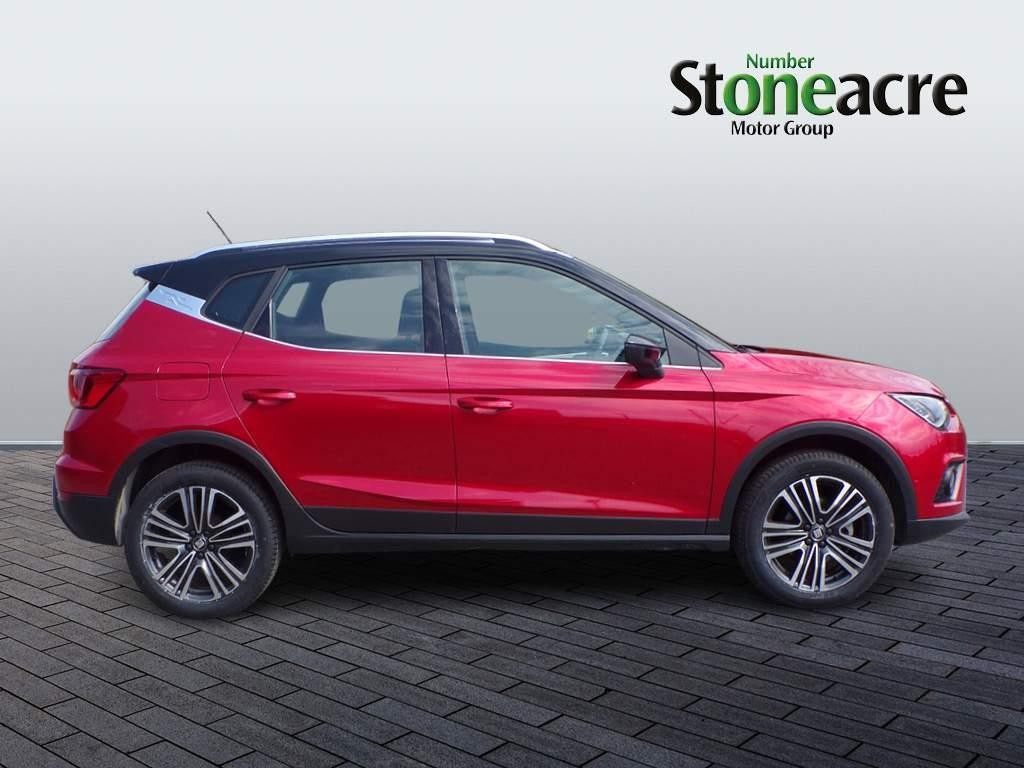 SEAT Arona Image 2