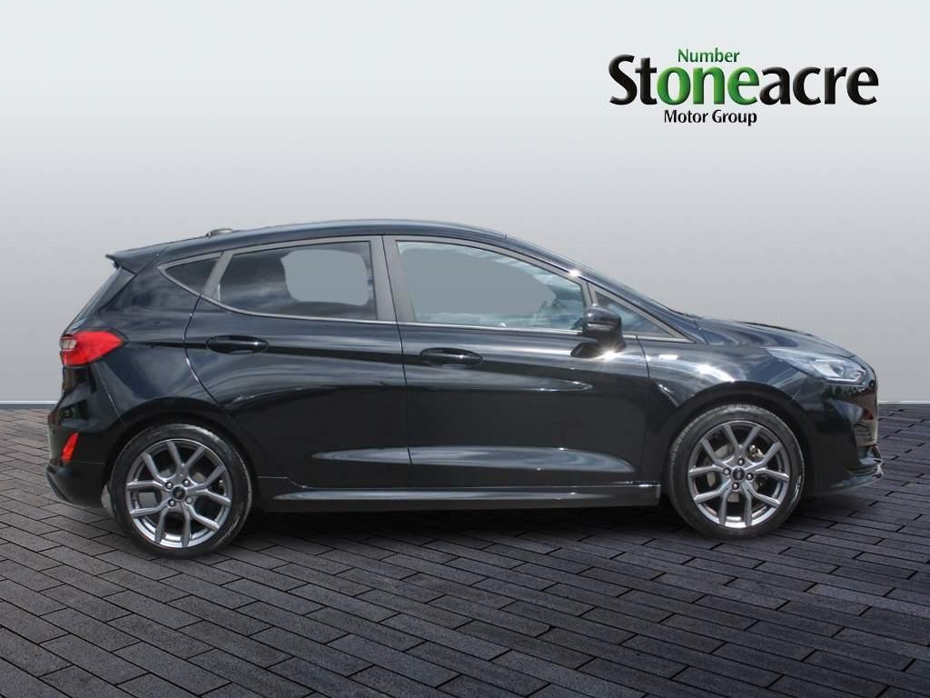 Ford Fiesta Image 2