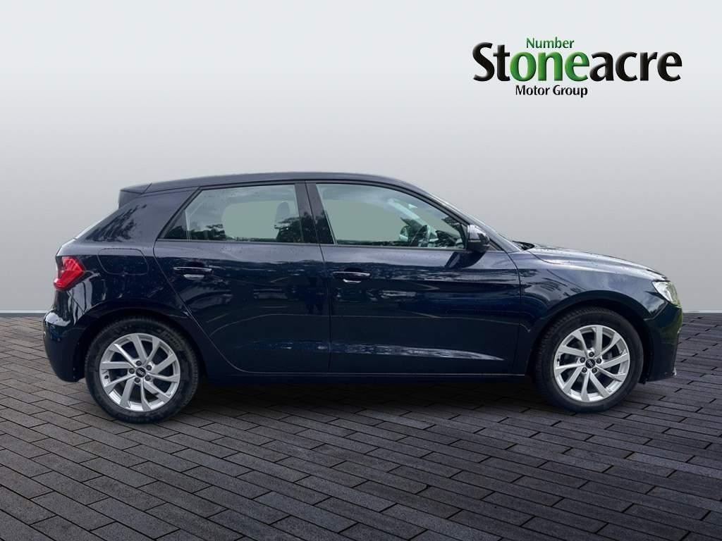 Audi A1 Image 8