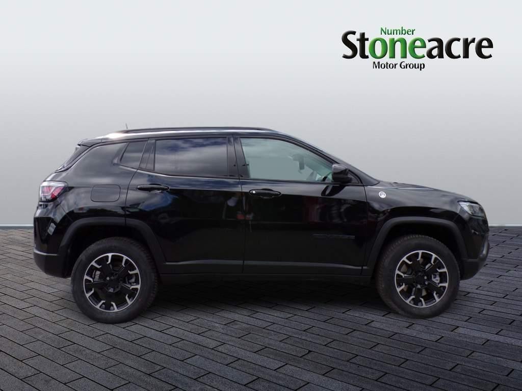 Jeep Compass Image 2