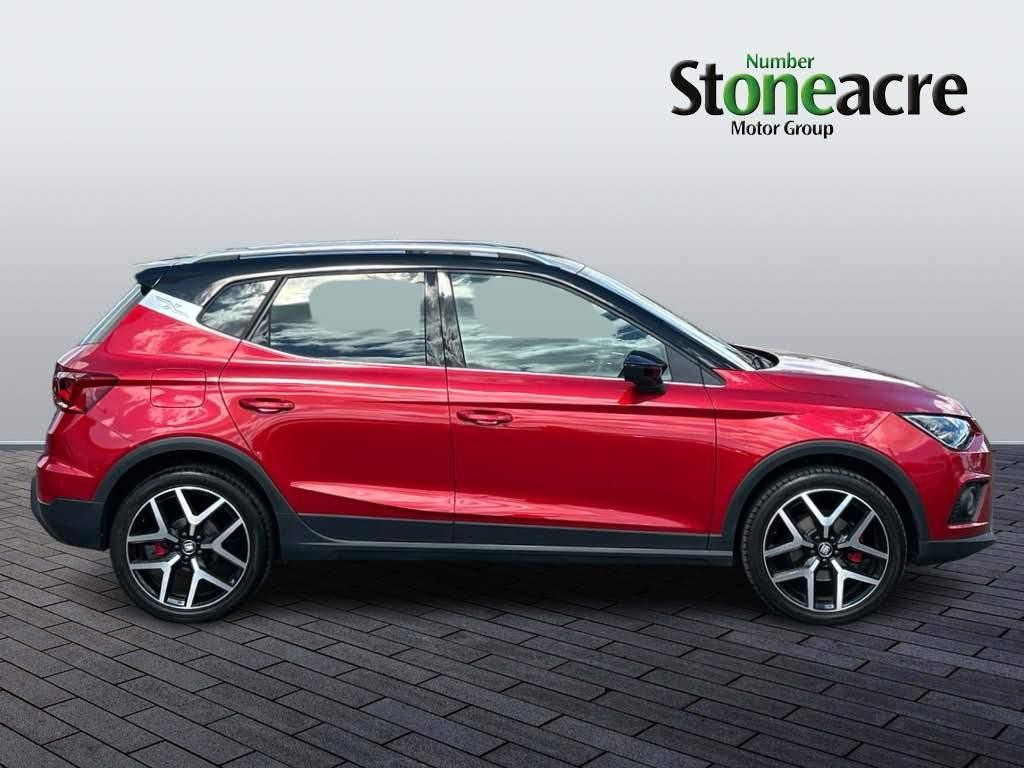 SEAT Arona Image 2