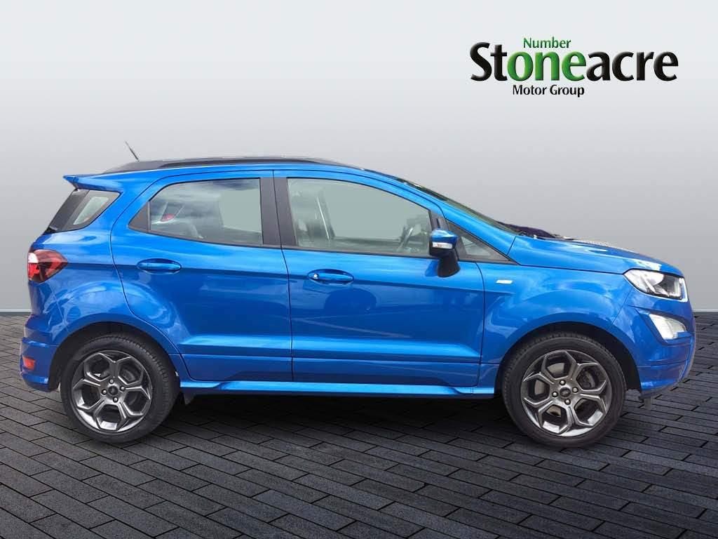 Ford EcoSport Image 2